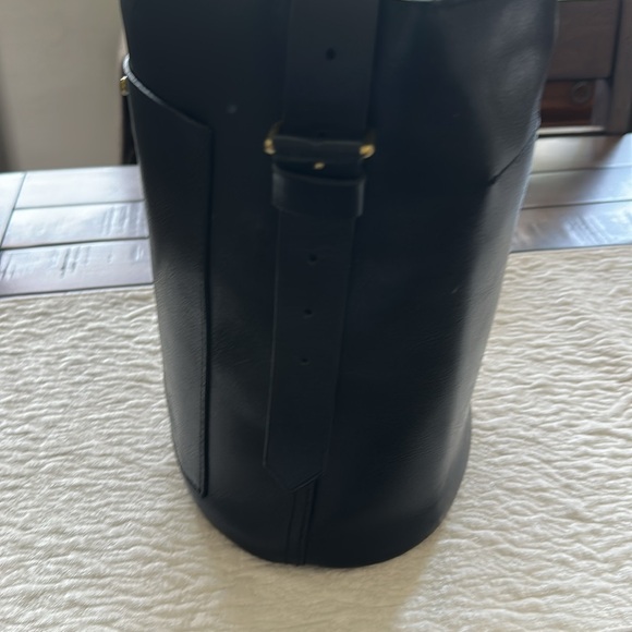 Bucket Bag - Picture 4 of 7